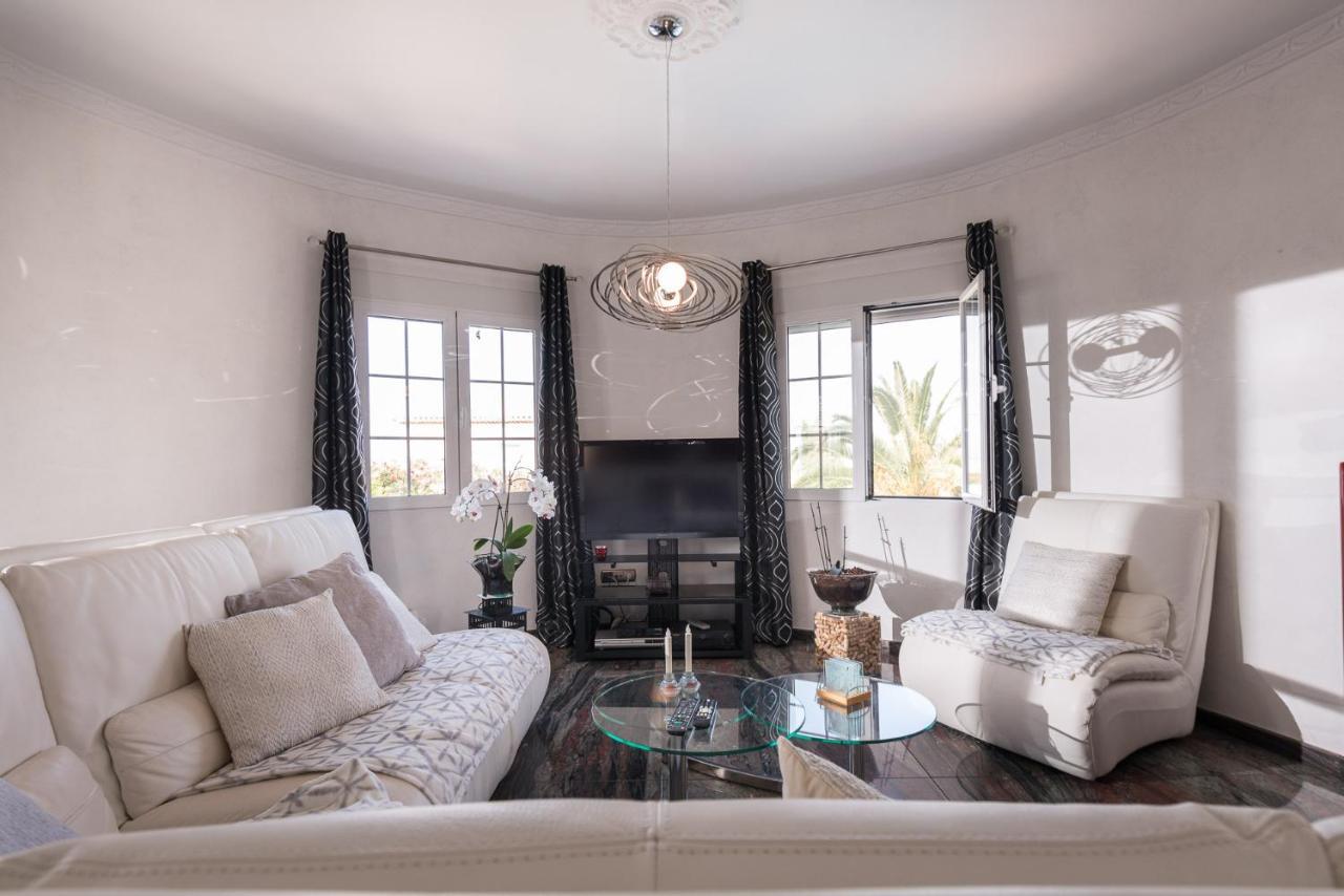 Villa Bruges Busot 3 Bath 3 Bed El Campello Buitenkant foto